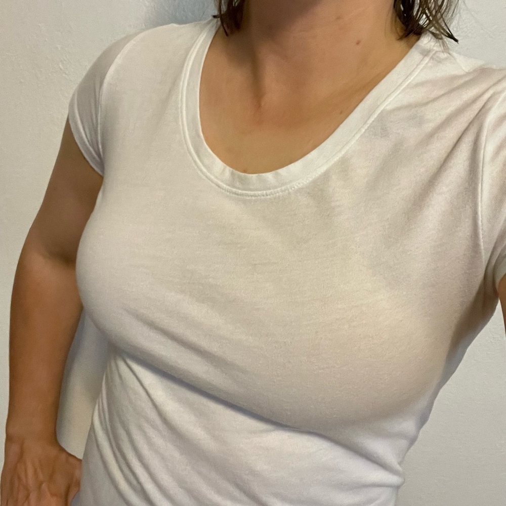 No Boundaries Arctic White Round Neck Tee Size Medium - Picture 5 of 6